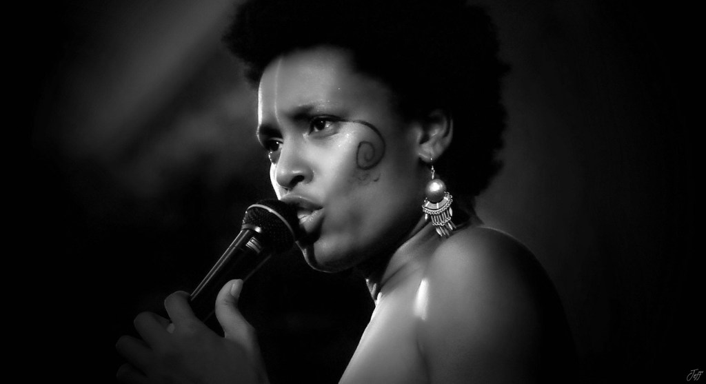 Portraits de Sandra Nkaké (photos prises  à la belle époque d&rsquo;Orléans&nbsp;Jazz)