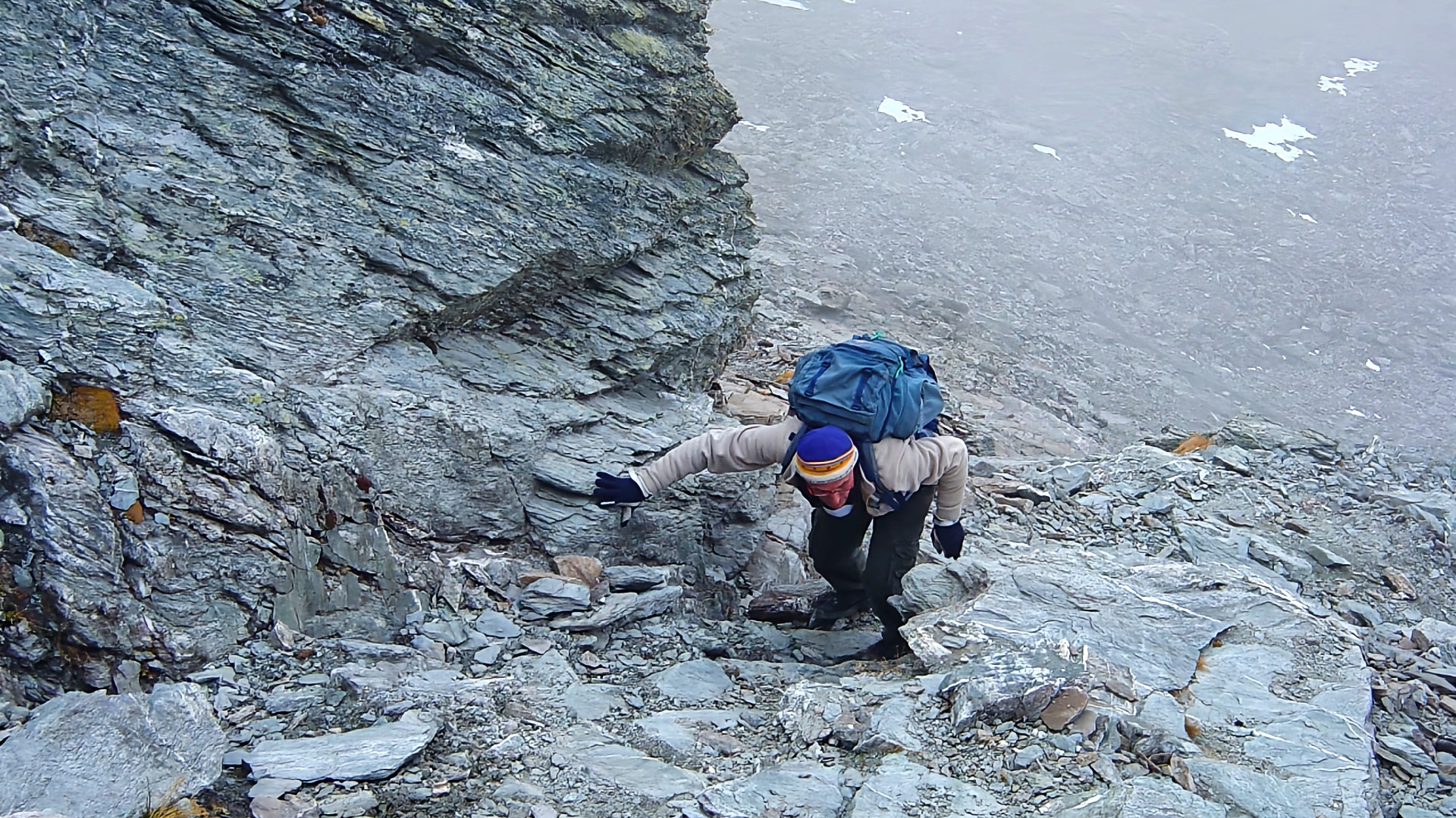 votre serviteur dans la montée vers le Pain de sucre