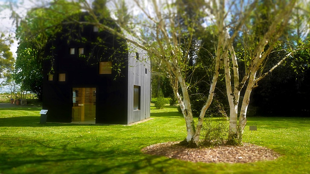 Walking in a Beautiful&nbsp;Garden