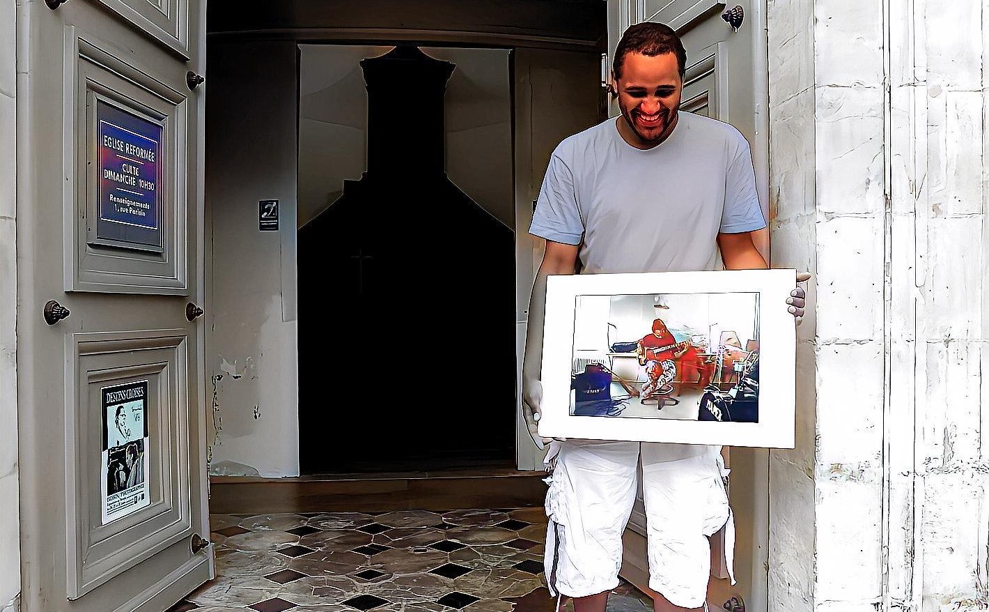 David tient la photo que je lui ai offert pendant a festival "Orléans Jazz" (2012)