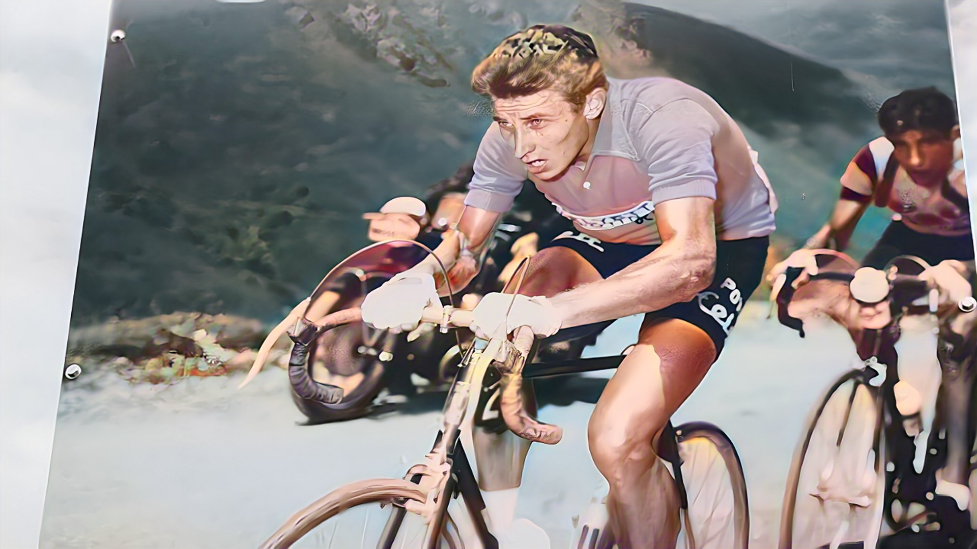 Photo que j'ai prise sur le pont Royal à Orléans (Tour de France 2024)